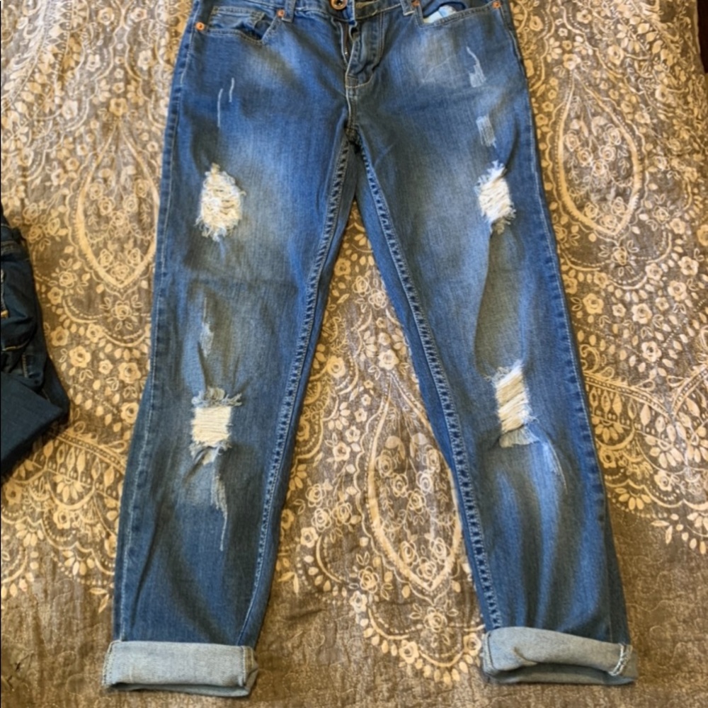 Boyfriend distressed jeans